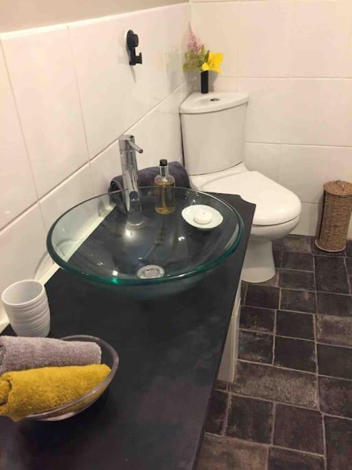 Top Floor At Cantref House Брекън Екстериор снимка